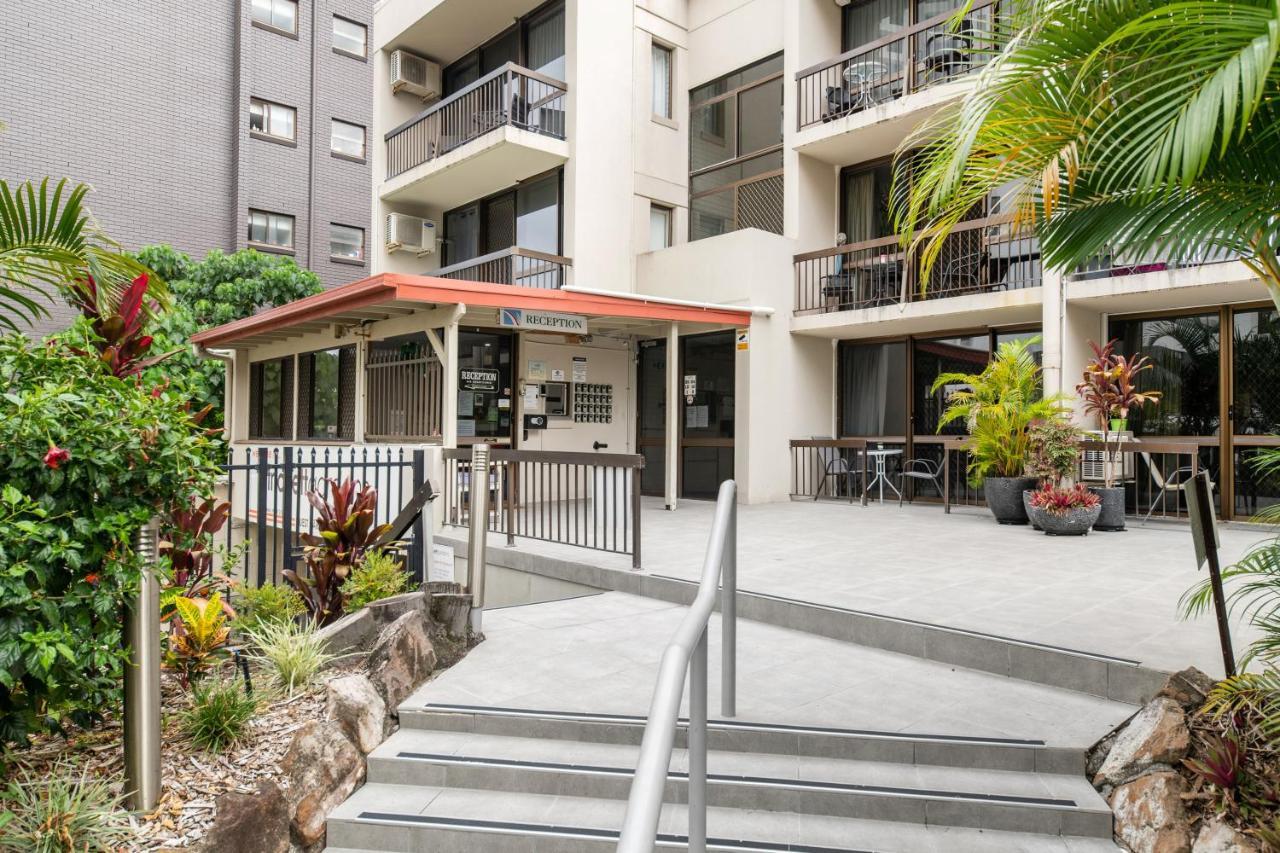 Trickett Gardens Holiday Inn Gold Coast Exterior foto
